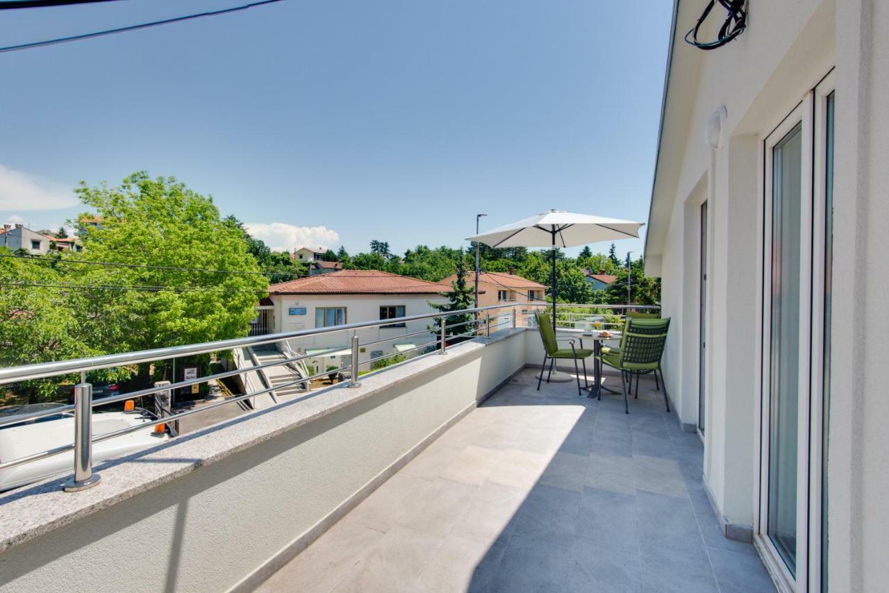 Apartmani Admiral Viskovo 외부 사진